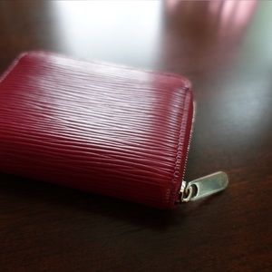 Authentic Louis Vuitton Red card wallet epi leather